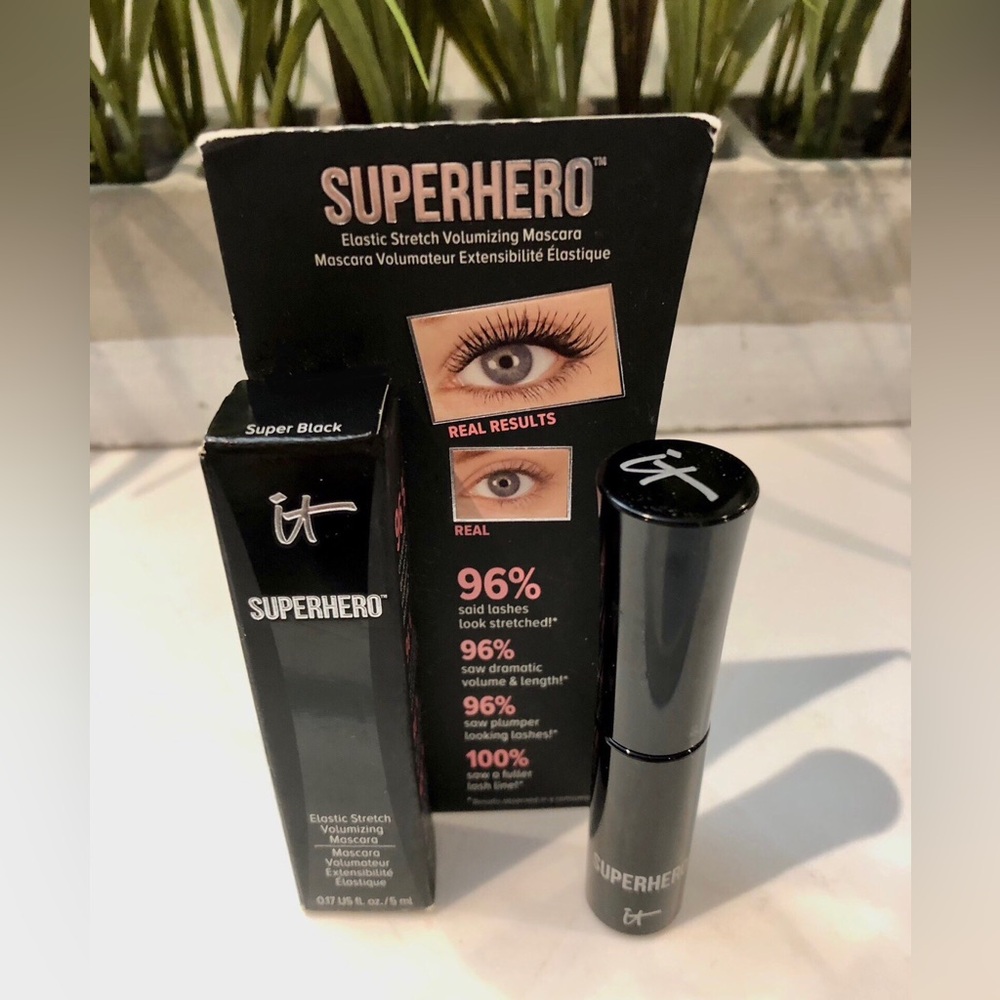 BNIB IT Cosmetics Superhero Mascara - Super Black - Picture 5 of 6